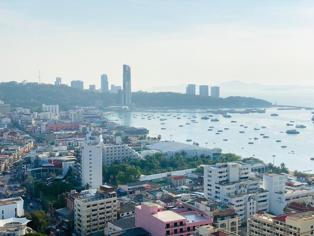 Edge Central Pattaya Vip Condo Esterno foto