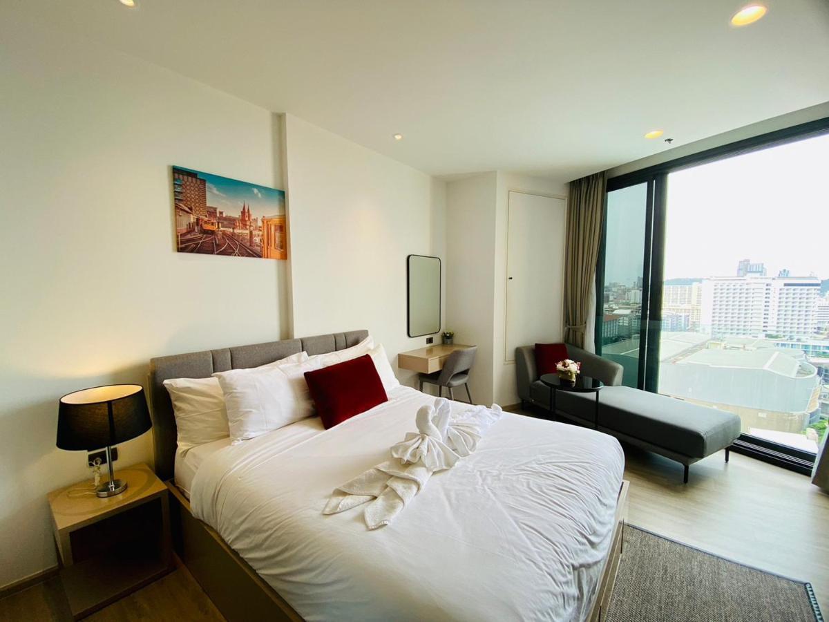 Edge Central Pattaya Vip Condo Esterno foto