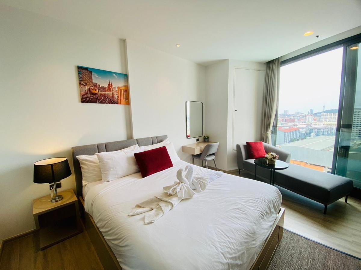 Edge Central Pattaya Vip Condo Esterno foto