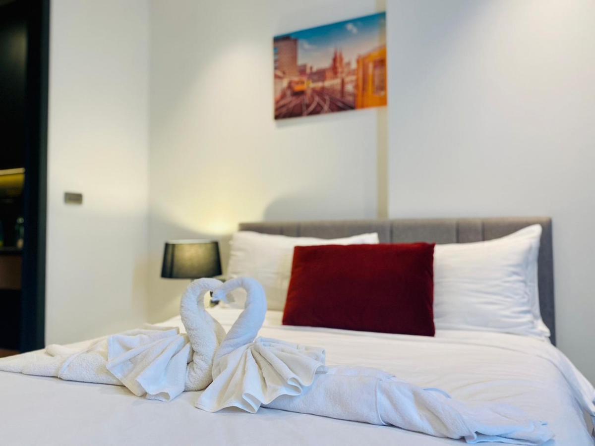 Edge Central Pattaya Vip Condo Esterno foto