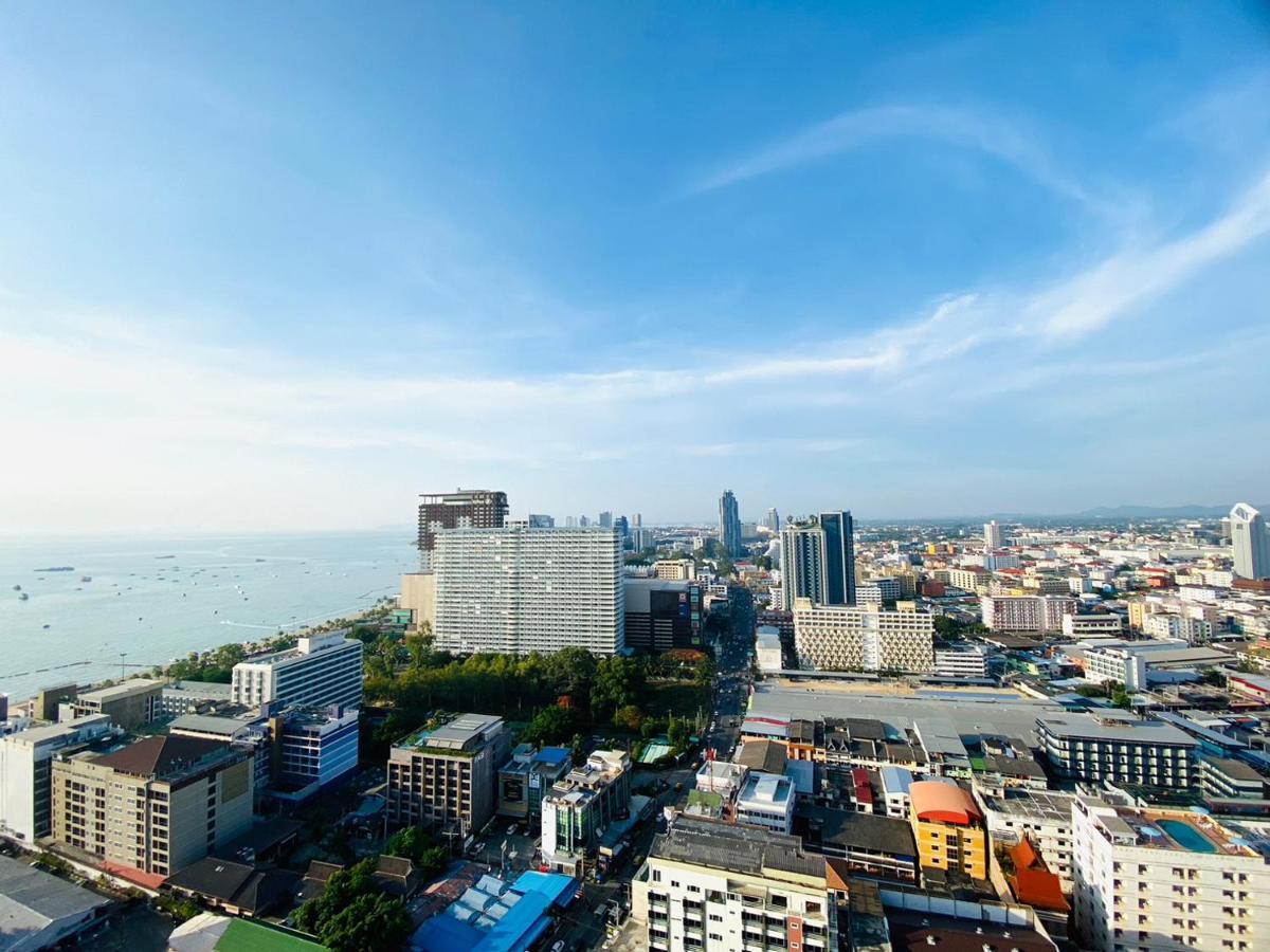 Edge Central Pattaya Vip Condo Esterno foto
