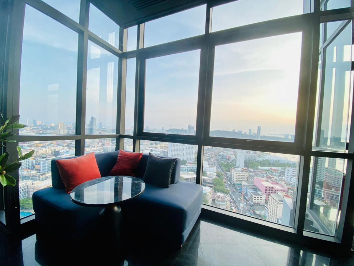 Edge Central Pattaya Vip Condo Esterno foto